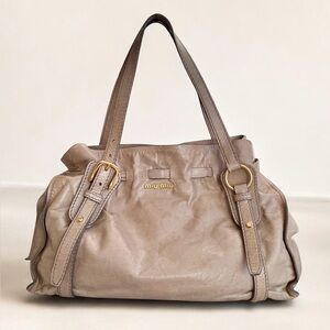 Miu Miu Vitello Lux Bow Ballerina Beige Leather bag